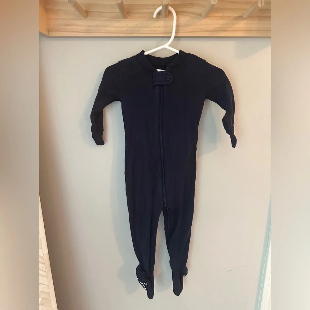 Hanna Andersson 100% Organic Cotton Navy Zip Footed Pajamas
